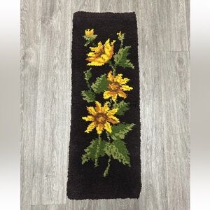 Sunflower Hook Latch RYA Rug Wall Tapestry Vintage 70s Mid Century Modern